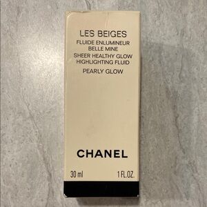 Chanel Les Beiges Highlighting Fluid - Pearly Glow